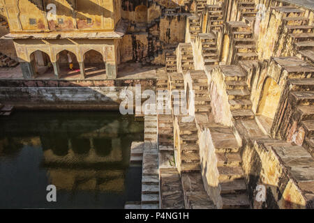 Il Toor ji ka Baori (Toor ji stepwell) in Jodhpur, India Foto Stock