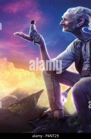 Pellicola originale titolo: LA BFG. Titolo italiano: LA BFG. Regista: Steven Spielberg. Anno: 2016. Stelle: MARK RYLANCE; RUBY BARNHILL. Credito: AMBLIN ENTERTAINMENT/Walt Disney Pictures/Walden Media/DREAM / Album Foto Stock