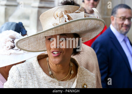 Londra, Regno Unito. Il 22 giugno 2018. La baronessa Scozia arriva l'Abbazia di Westminster per assistere a un servizio di ringraziamento in occasione del settantesimo anniversario dello sbarco del Impero Windrush MV il 22 giugno 1948 a Tilbury Docks con 492 passeggeri dei Caraibi. Credito: Dinendra Haria/Alamy Live News Foto Stock