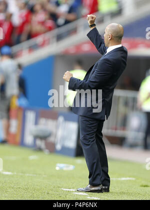 Mosca, Russia. Il 23 giugno, 2018. Head Coach Roberto Martinez del Belgio celebra durante il 2018 Coppa del Mondo FIFA Gruppo G match tra il Belgio e la Tunisia a Mosca, in Russia, 23 giugno 2018. Credito: Cao può/Xinhua/Alamy Live News Foto Stock