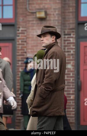 Pellicola originale titolo: vive di notte. Titolo inglese: vive di notte. Regista: BEN AFFLECK. Anno: 2016. Stelle: BEN AFFLECK. Credito: VIA APPIA/Pearl Street film/WARNER BROS. / FOLGER, CLAIRE / Album Foto Stock