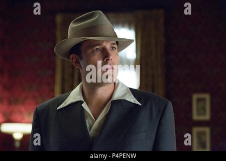 Pellicola originale titolo: vive di notte. Titolo inglese: vive di notte. Regista: BEN AFFLECK. Anno: 2016. Stelle: BEN AFFLECK. Credito: VIA APPIA/Pearl Street film/WARNER BROS. / FOLGER, CLAIRE / Album Foto Stock