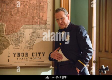 Pellicola originale titolo: vive di notte. Titolo inglese: vive di notte. Regista: BEN AFFLECK. Anno: 2016. Stelle: Chris Cooper. Credito: VIA APPIA/Pearl Street film/WARNER BROS. / FOLGER, CLAIRE / Album Foto Stock