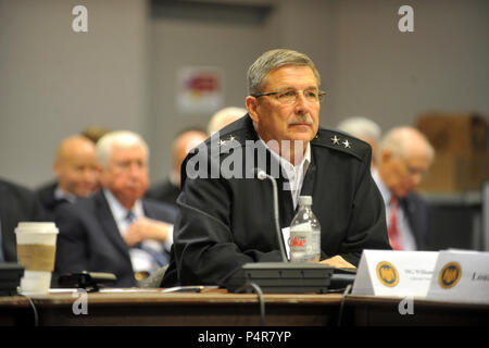 Esercito il Mag. Gen. William Wofford, aiutante generale dell'Arkansas Guardia nazionale, presso la Guardia Nazionale Senior leader conferenza presso l'esercito Guardia Nazionale Centro prontezza ad Arlington Hall Station in Arlington, Virginia, su nov. 16, 2012. (Esercito Guardia Nazionale Foto Stock