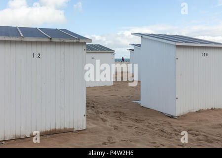 Ostenda, Belgio, Holzhuetten sulla spiaggia di Ostenda Foto Stock