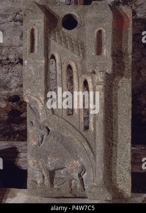 SITIAL DEL CORO. Autore: Maestro Mateo (c. 1150-c. 1200). Posizione: MUSEO ARCHEOLOGICO, SANTIAGO DE COMPOSTELA, A CORUÑA, Spagna. Foto Stock