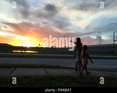 Pellicola originale titolo: il progetto della Florida. Titolo inglese: il progetto della Florida. Regista: Sean Baker. Anno: 2017. Stelle: BROOKLYNN PRINCIPE; BRIA VINAITE; Valeria cotto. Credito: Cre Film/Freestyle Picture Company/Giugno foto / Album Foto Stock