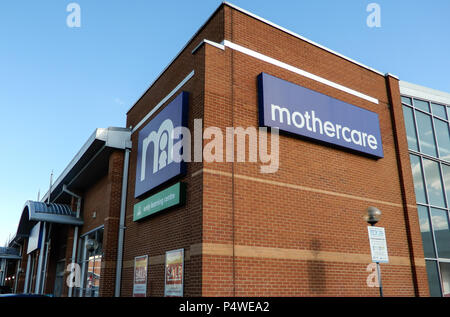 Reading, Regno Unito - 21 Giugno 2018: Il I Mothercare e Early Learning Centre store nella stazione Shopping Park Foto Stock