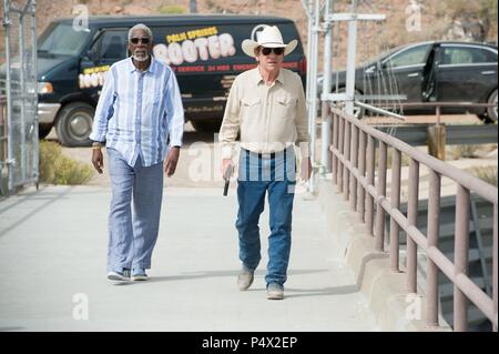 Pellicola originale titolo: Just Getting Started. Titolo inglese: Just Getting Started. Regista: RON SHELTON. Anno: 2017. Stelle: Morgan Freeman; Tommy Lee Jones. Credito: ampio e verde foto/ENDURANCE MEDIA/ENTERTAINMENT UNO / JACOBS, LEWIS / Album Foto Stock