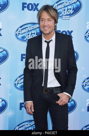 Keith urban presso la American Idol XIII Finale 2014 presso il Nokia Theatre di Los Angeles.KEITH URBAN 112 ------------- Red Carpet Event, verticale, STATI UNITI D'AMERICA, industria cinematografica, celebrità, fotografia, Bestof, arte cultura e intrattenimento, Topix celebrità moda / Verticale, meglio di, evento nella vita di Hollywood - California, moquette rossa e dietro le quinte, USA, industria cinematografica, celebrità, movie celebrità, personaggi televisivi, musica celebrità, fotografia, Bestof, arte cultura e intrattenimento, Topix, tre quarti, verticale, una persona, dall'anno , 2014, inchiesta tsuni@Gamma-USA.com Foto Stock