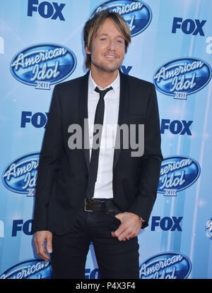 Keith urban presso la American Idol XIII Finale 2014 presso il Nokia Theatre di Los Angeles.KEITH URBAN 114 ------------- Red Carpet Event, verticale, STATI UNITI D'AMERICA, industria cinematografica, celebrità, fotografia, Bestof, arte cultura e intrattenimento, Topix celebrità moda / Verticale, meglio di, evento nella vita di Hollywood - California, moquette rossa e dietro le quinte, USA, industria cinematografica, celebrità, movie celebrità, personaggi televisivi, musica celebrità, fotografia, Bestof, arte cultura e intrattenimento, Topix, tre quarti, verticale, una persona, dall'anno , 2014, inchiesta tsuni@Gamma-USA.com Foto Stock