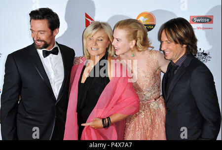 Hugh Jackman, moglie, Nicole Kidman e Keith urban al G'Day USA Black Tie Gala - 2013 al JW Marriot Hotel in Los Angeles.Hugh Jackman, moglie, Nicole Kidman e Keith urban  068 evento nella vita di Hollywood - California, tappeto rosso Evento, STATI UNITI D'AMERICA, industria cinematografica, celebrità, fotografia, Bestof, arte cultura e intrattenimento, Topix celebrità moda, migliori della vita di Hollywood, evento nella vita di Hollywood - California, moquette rossa e dietro le quinte, movie celebrità, personaggi televisivi, musica celebrità, Topix, attori da lo stesso film e cast co star insieme. inchiesta tsuni@Gamma-USA.com, Credito Tsun Foto Stock