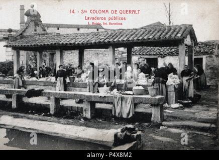 Tarjeta postale. Lavaderos públicos en Santa Coloma de Queralt. Años 1910. Foto Stock