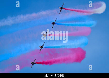 Le frecce rosse eseguire durante il Weston Air Festival a Weston Bay, Weston-super-Mare. Foto Stock