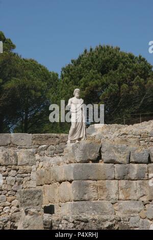 Emporium. 570 BC. Esculapio, dio della medicin. Neapolis. La provincia di Girona. La Catalogna. Spagna. Foto Stock