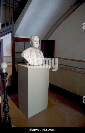 Jacint Verdaguer (1845-1902). Poeta spagnolo. Busto in Verdaguer House Museum (Vil.la Joana). Collserola. Barcellona. La Catalogna. Spagna. Foto Stock