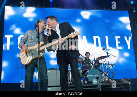 Edinburgh, Regno Unito. Il 23 giugno 2018. Tony Hadley in concerto al Rock consente di Scozia, Dalkeith Country Park, Edimburgo, Gran Bretagna 23 giugno 2018 Credit: Stuart Westwood/Alamy Live News Foto Stock