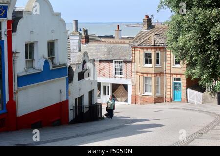 Piegate Hill Felixstowe, Suffolk su una luminosa mattina d'estate, Giugno 2018. Foto Stock