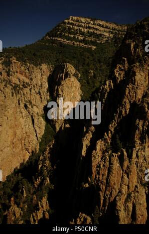 Stati Uniti. Albuquerque. Il Sandia Mountains dalla funivia. Stato del New Mexico. Foto Stock