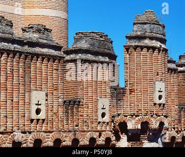 Spagna. Castilla y León. Castello di coca.XV secolo. Stile mudéjar. Esterno. Dettaglio. Foto Stock