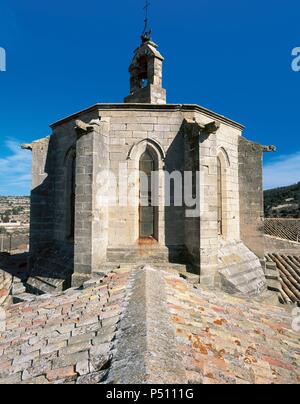 ARTE gotico. ESPAÑA. S. XII-XV (S. XII-S. XV). MONASTERIO DE SANTA MARIA DE VALLBONA. Edificio de la época de transición del romanico al gotico. Contrafuertes. Vallbona de les Monges. Provincia de Lleida. Cataluña. Foto Stock