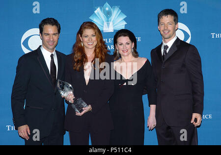 Il cast di volontà e di grazia al popolo Choice Awards a Pasadena Civic Auditorium di Los Angeles. Il 9 gennaio 2005. - Si Grace cast160.jpgWill Grace cast160 evento nella vita di Hollywood - California, tappeto rosso Evento, STATI UNITI D'AMERICA, industria cinematografica, celebrità, fotografia, Bestof, arte cultura e intrattenimento, Topix celebrità moda, migliori della vita di Hollywood, evento nella vita di Hollywood - California, backstage trofeo, premi mostra, movie celebrità, personaggi televisivi, musica celebrità, Topix, Bestof, arte cultura e intrattenimento, fotografia, inchiesta tsuni@Gamma-USA.com , cred Foto Stock