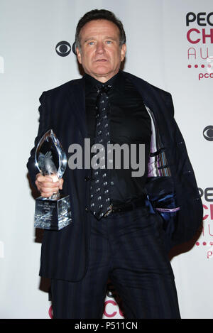 Robin Williams che arrivano al popolo Choice Awards presso lo Shrine Auditorium di Los Angeles. Il 9 gennaio 2007. trophy - WilliamsRobin027.jpgWilliamsRobin027 evento nella vita di Hollywood - California, tappeto rosso Evento, STATI UNITI D'AMERICA, industria cinematografica, celebrità, fotografia, Bestof, arte cultura e intrattenimento, Topix celebrità moda, migliori della vita di Hollywood, evento nella vita di Hollywood - California, backstage trofeo, premi mostra, movie celebrità, personaggi televisivi, musica celebrità, Topix, Bestof, arte cultura e intrattenimento, fotografia, inchiesta tsuni@Gamma-USA.com , Credit Tsu Foto Stock