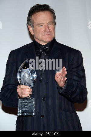 Robin Williams a persone Choice Awards presso lo Shrine Auditorium di Los Angeles. Il 9 gennaio 2007. 3/4 trophy - WilliamsRobin245.jpgWilliamsRobin245 evento nella vita di Hollywood - California, tappeto rosso Evento, STATI UNITI D'AMERICA, industria cinematografica, celebrità, fotografia, Bestof, arte cultura e intrattenimento, Topix celebrità moda, migliori della vita di Hollywood, evento nella vita di Hollywood - California, backstage trofeo, premi mostra, movie celebrità, personaggi televisivi, musica celebrità, Topix, Bestof, arte cultura e intrattenimento, fotografia, inchiesta tsuni@Gamma-USA.com , Tsuni Credito / Foto Stock