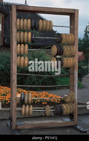Abacus, chiamato anche un telaio di conteggio. Cesis. La lettonia. Foto Stock