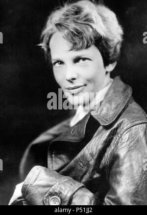 Amelia Earhart, famoso aviatore femmina, c.1932. Foto Stock