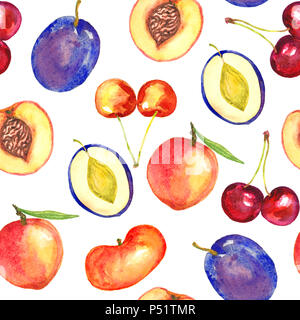 Le pesche, ciliegie e susine varietà con foglie e tagliare a fette con pit, seamless pattern design dipinte a mano illustrazione ad acquerello Foto Stock