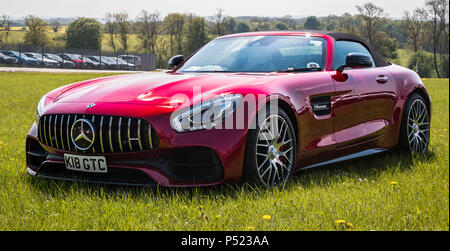 Una moderna Mercedes Benz AMG GTC auto sportiva Foto Stock