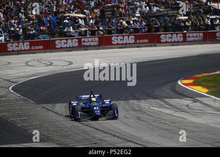 Elkhart Lake, Wisconsin, Stati Uniti d'America. Il 24 giugno 2018. SPENCER PIGOT (21) degli Stati Uniti le battaglie per la posizione durante la Kohler Grand Prix a Road America di Elkhart Lake, nel Wisconsin. Credito: Justin R. Noe Asp Inc/ASP/ZUMA filo/Alamy Live News Foto Stock