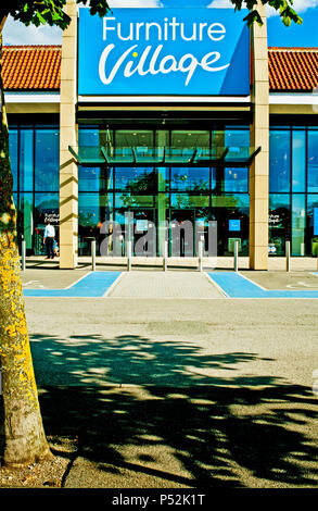 Il villaggio di mobili store, Clifton Moor centro retail, York, Inghilterra Foto Stock