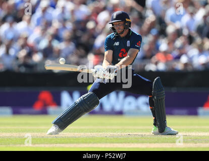 L'Inghilterra del Jos Buttler hits durante una giornata internazionale corrisponde all'Emirates Old Trafford, Manchester. Foto Stock