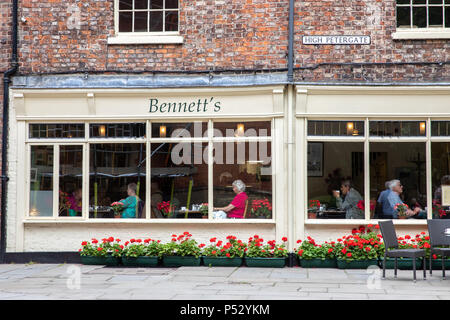 Il Bennett's Cafe & Bistro, York, Inghilterra, Regno Unito. Foto Stock