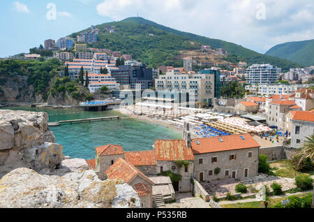 Old Town Beach, visto dalla cittadella, Budva, Montenegro, costa Adriatica, Balcani, Maggio 2018 Foto Stock