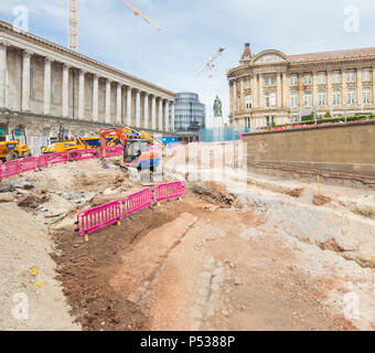 Un sospetto o romana strada sassone è stato scoperto sotto Victoria Square nel centro della città di Birmingham, durante gli scavi per la nuova linea metropolitana, Inghilterra. Foto Stock