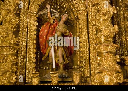 Il Perù. Città di Cusco. Il Palazzo Arcivescovile. Altare. . Foto Stock