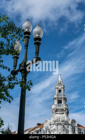 BBVA banc, Banco Bilbao Vizcaya Argentaria, Porto, Portogallo Porto, Portogallo Foto Stock