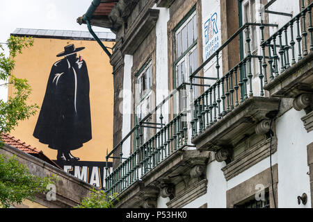 Sandemann pittura murale, Porto, Portogallo Foto Stock