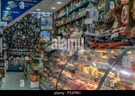 Casa Lourenco, tradizionale fruttivendolo, Porto, Portogallo Porto, Portogallo Foto Stock