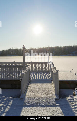 Svedese paesaggio invernale. La bellissima natura e paesaggio in Scandinavia Europa. Bella immagine all'aperto dalla Svezia. Calmo e sereno e felice. Foto Stock