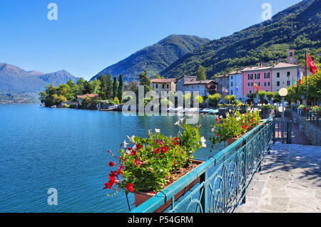 Osteno piccolo villaggio sul lago di Lugano, Italia Foto Stock