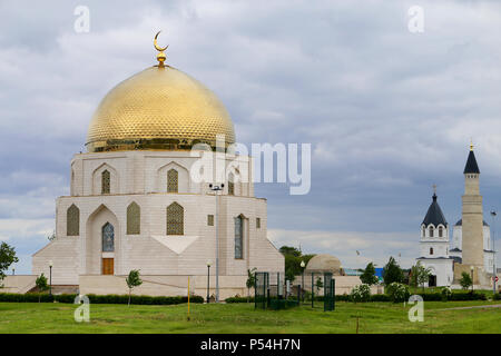 Foto di un bel monumento di accettazione dell Islam in Tatarstan Foto Stock