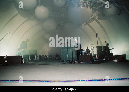 I COLDPLAY effettuando al Hollywood Bowl 31 maggio 2003, Los Angeles, Stati Uniti d'America. Foto Stock