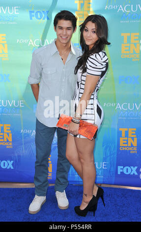 Booboo Stewart, Fivel Stewart  105 al Teen Choice Awards 2011 presso la Gibson anfiteatro universale a Los Angeles.Booboo Stewart, Fivel Stewart  105 ------------- Red Carpet Event, verticale, STATI UNITI D'AMERICA, industria cinematografica, celebrità, fotografia, Bestof, arte cultura e intrattenimento, Topix celebrità moda / Verticale, meglio di, evento nella vita di Hollywood - California, moquette rossa e dietro le quinte, USA, industria cinematografica, celebrità, movie celebrità, personaggi televisivi, musica celebrità, fotografia, Bestof, arte cultura e intrattenimento, Topix, verticale, famiglia da dall'anno , 2011, inchiesta tsu Foto Stock