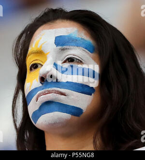 (180625) -- SAMARA, Giugno 25, 2018 (Xinhua) -- un ventilatore dell'Uruguay è visto prima del 2018 Coppa del Mondo FIFA Gruppo una corrispondenza tra l'Uruguay e la Russia a Samara, Russia, Giugno 25, 2018. (Xinhua/Bai Xueqi) Foto Stock