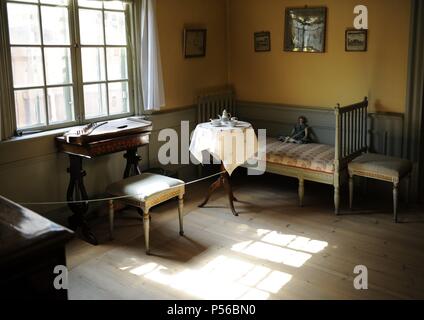 La Finlandia. Turku. Casa Qwensel. Alloggiamento borghese dalla autarchici volte. Costruito nel 1700. Casa Qwensel funziona come il Turku il Museo della Farmacia e il cafe' . Camera. Foto Stock