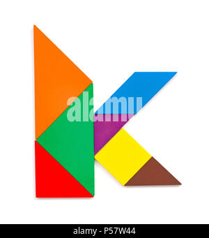 Tangram una forma come una lettera K su sfondo bianco Foto Stock